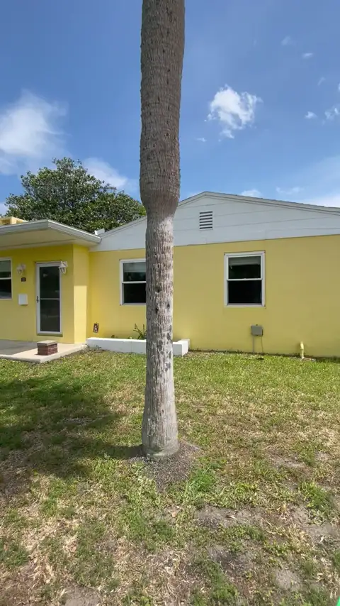 House soft wash after St Augustine FL exterior cleaning